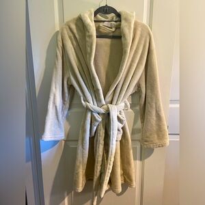 Summer & Rose Tan Fleece Robe, Women's Size L/XL